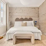 The 1880 Authentic Dream I 500m To Bryggen Bergen