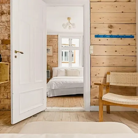 The 1880 Authentic Dream I 500m To Bryggen